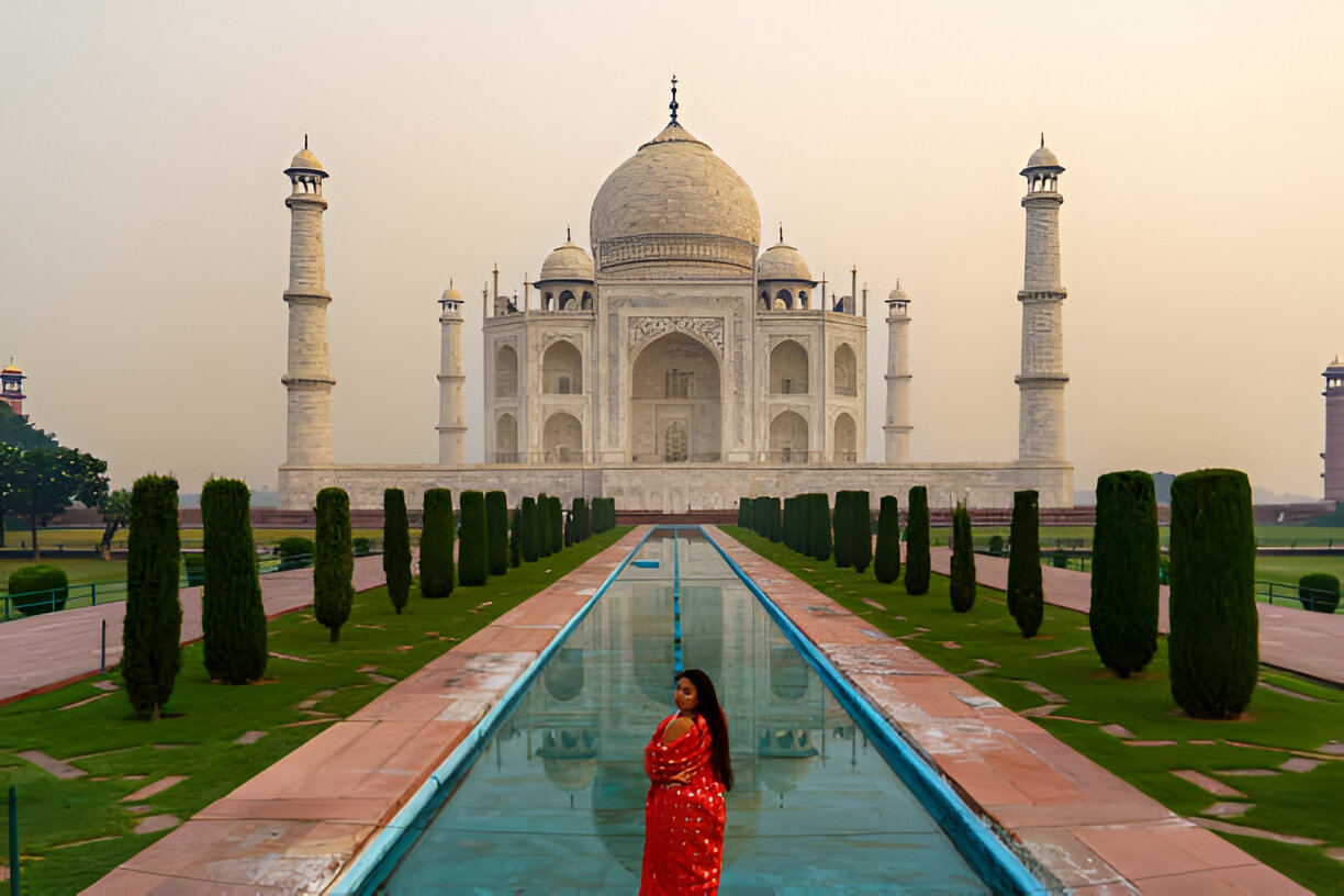 Exploring the Taj Mahal Alone